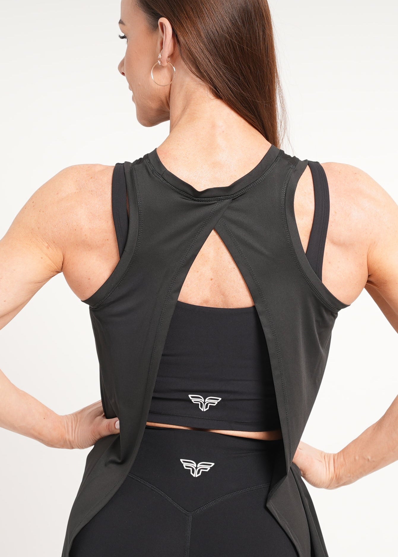 ESSENCE Slit Top