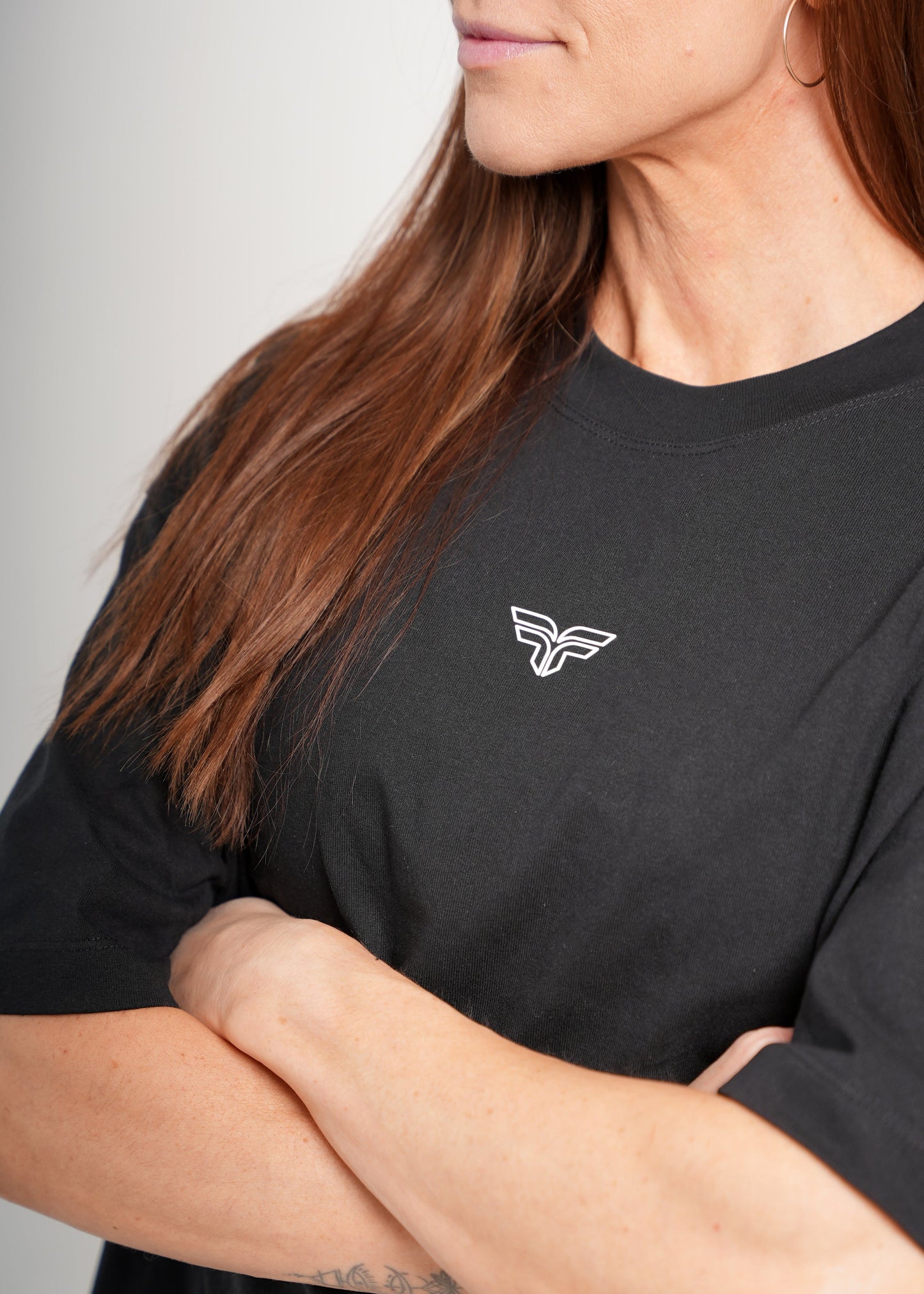 ESSENCE Unisex Oversized T-shirt