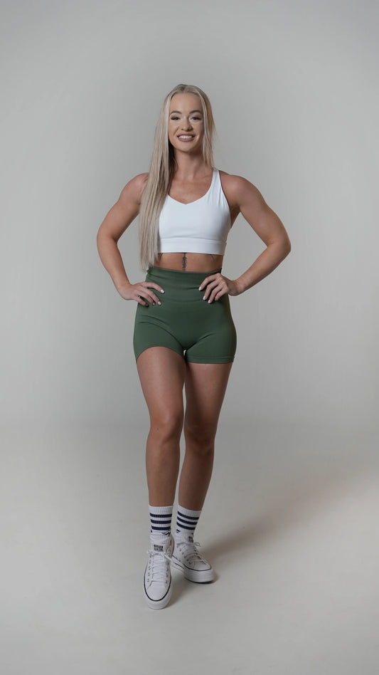 GROWTH Shorts