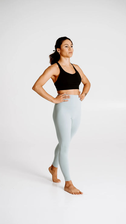 RELENTLESS spordiretuusid