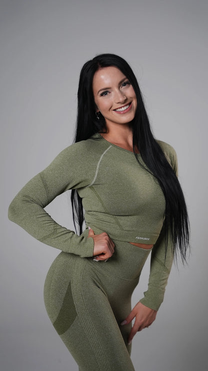 GROWTH Long-Sleeved Top